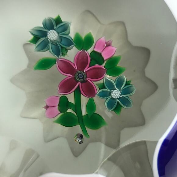 Perthshire 1982H Double Overlay Lampwork Floral Bouquet Facet Flower Paperweight - Picture 4 of 13